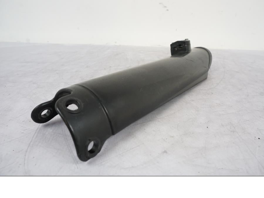 Framsidan på Gaffelbensskydd från en KTM 640 SM -2005 motorcykel.