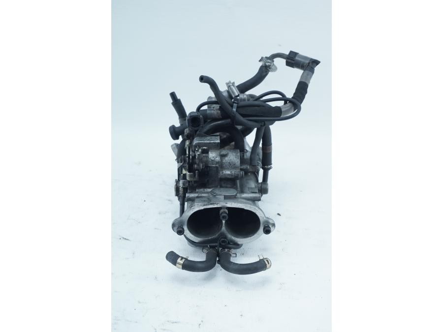 Höger sida på Spjällhus från en Kawasaki VN 1500 Classic Tourer -2001 motorcykel.