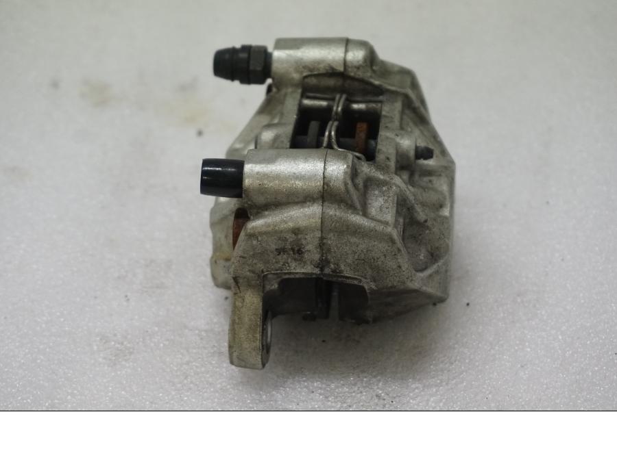 Vänster sida på Bromsok från en Ducati Monster 696 -2010 motorcykel.