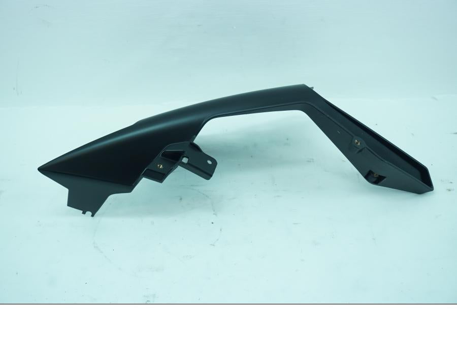 Baksidan på Toppkåpa från en KTM RC 390 -2019 motorcykel.