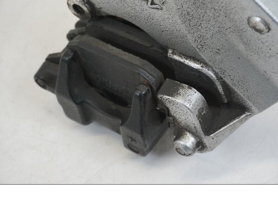 Extrabild2 på Bromsok från en Triumph TT 600 -2002 motorcykel.