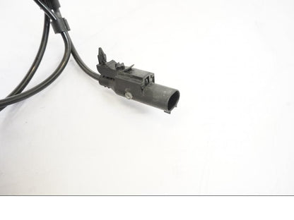 Baksidan på ABS givare från en BMW R 1250 GS -2019 motorcykel.