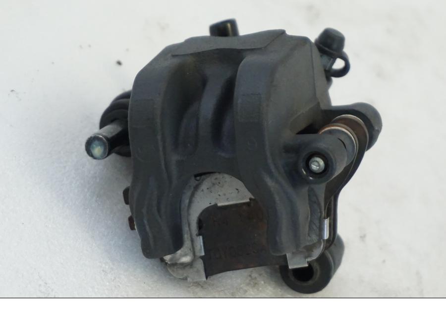 Baksidan på Bromsok från en Honda CBR 1000 RR -2010 motorcykel.