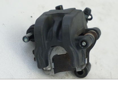 Baksidan på Bromsok från en Honda CBR 1000 RR -2010 motorcykel.