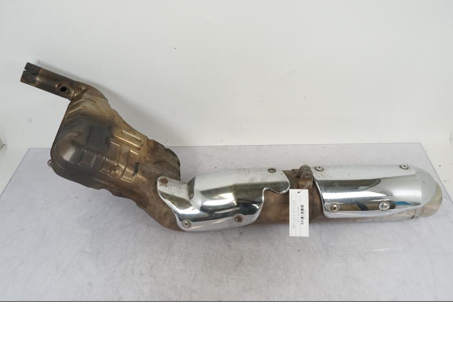 Baksidan på Ljuddämpare från en BMW R 1100 GS -1998 motorcykel.