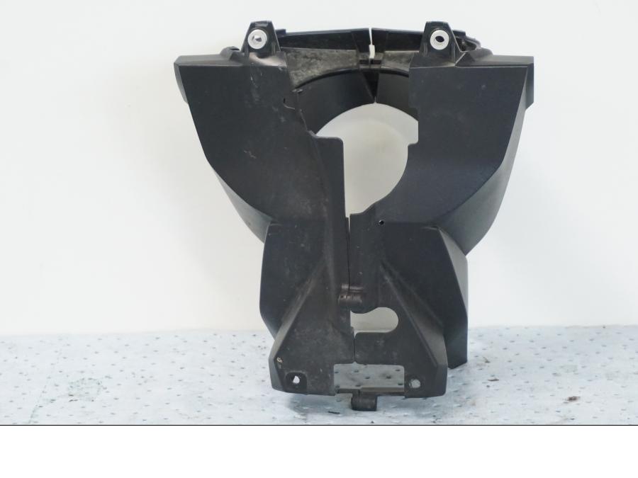 Höger sida på Strålkastarfäste från en KTM 690 Duke -2008 motorcykel.