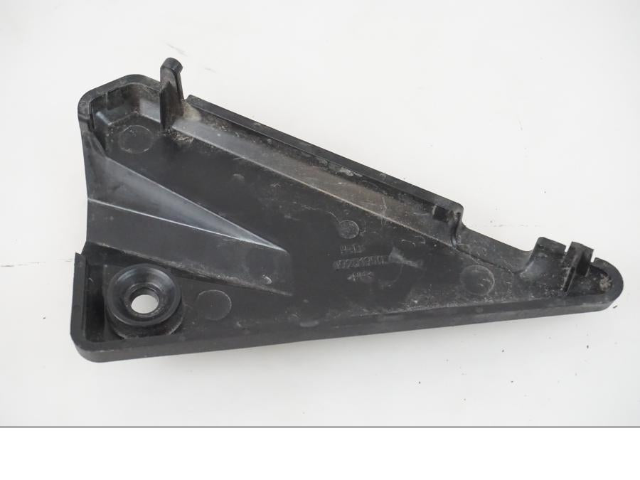 Höger sida på Kåpor från en H-D Adventure Pan America Special RA1250S -2021 motorcykel.