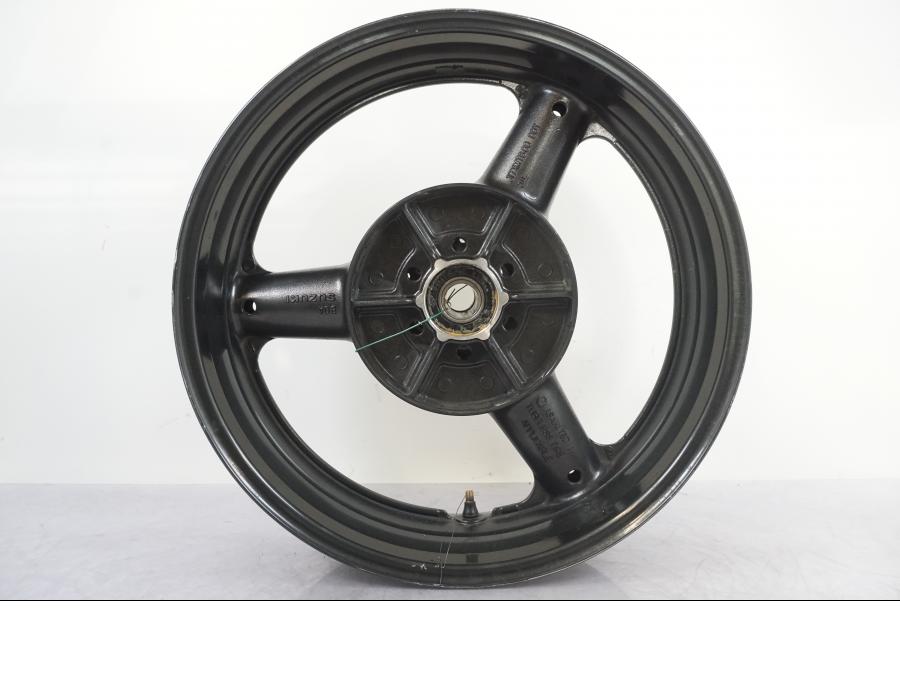 Extrabild3 på Fälg från en Suzuki GSX 1300 RX -1999 motorcykel.