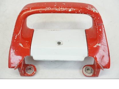 Framsidan på Passagerarhandtag från en Honda NSR 125 -1991 motorcykel.