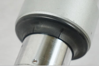 Vänster sida på Gaffelben från en BMW R 1200 R -2007 motorcykel.