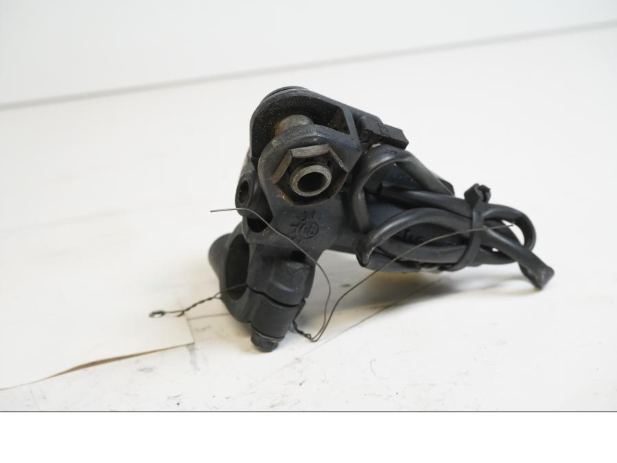 Vänster sida på Bromshuvudcylinder från en KTM 640 Duke -2006 motorcykel.