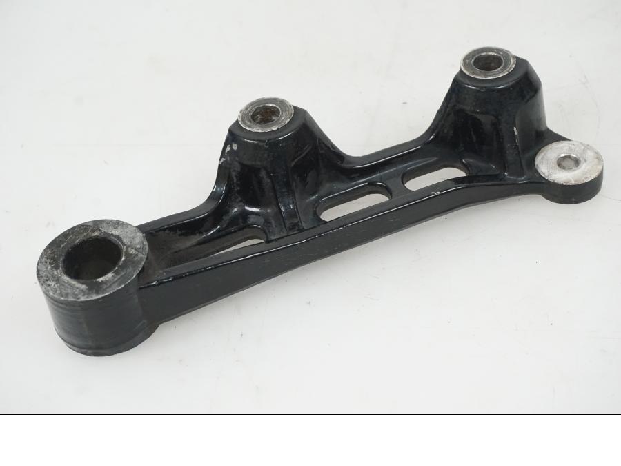 Framsidan på Bromsoksfäste från en Yamaha FZR 1000 -1993 motorcykel.