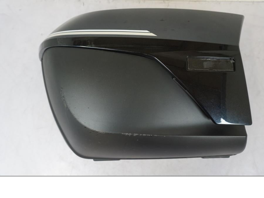 Framsidan på Sidoväska från en BMW R 1250 RT -2024 motorcykel.