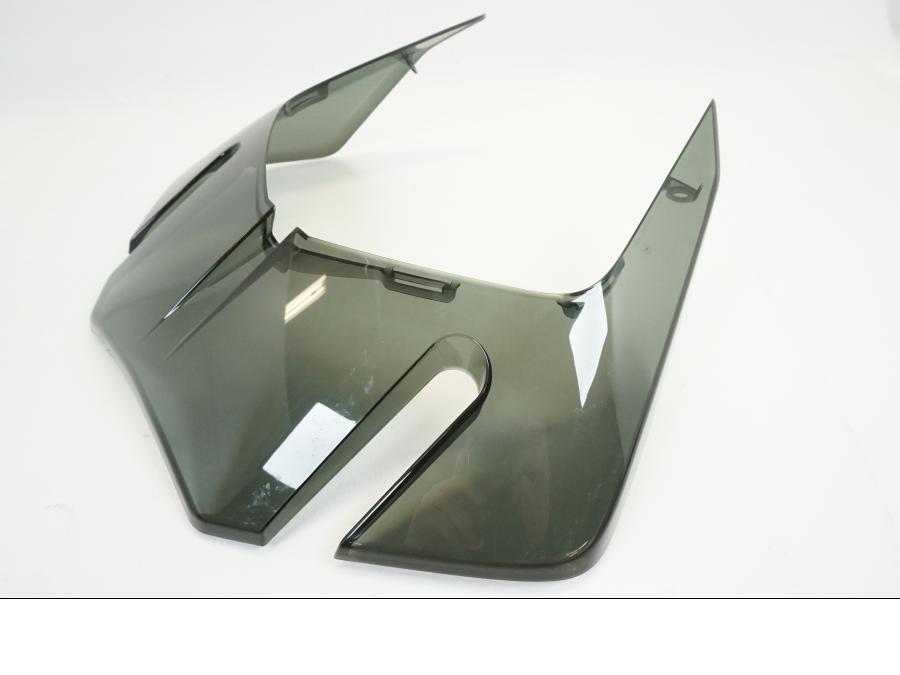 Baksidan på Strålkastarkåpa från en KTM 1290 Super Adventure -2020 motorcykel.