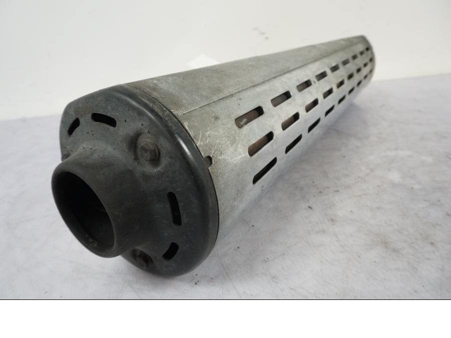 Höger sida på Ljuddämpare från en BMW R 850 R -2004 motorcykel.