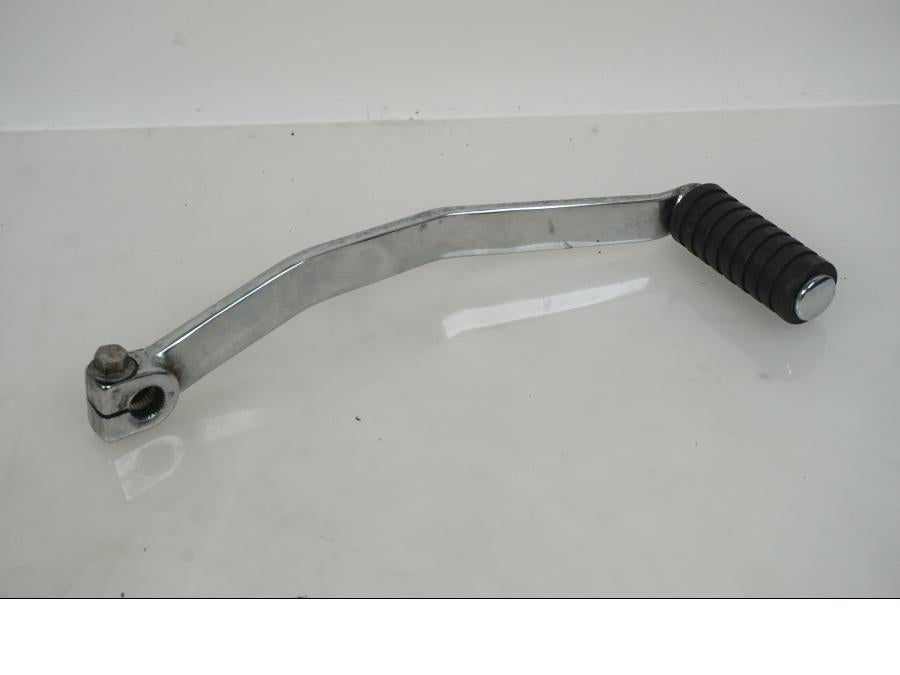 Baksidan på Växelpedal från en Kawasaki VN 1600 -2006 motorcykel.