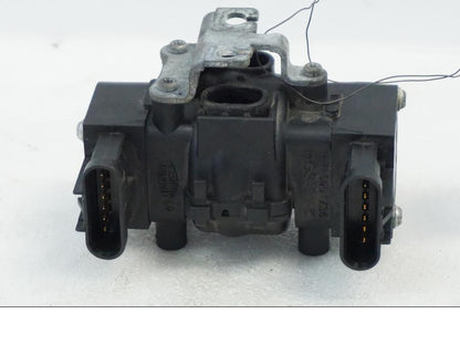 Baksidan på Gasreglage från en Aprilia RSV 1000 -2010 motorcykel.