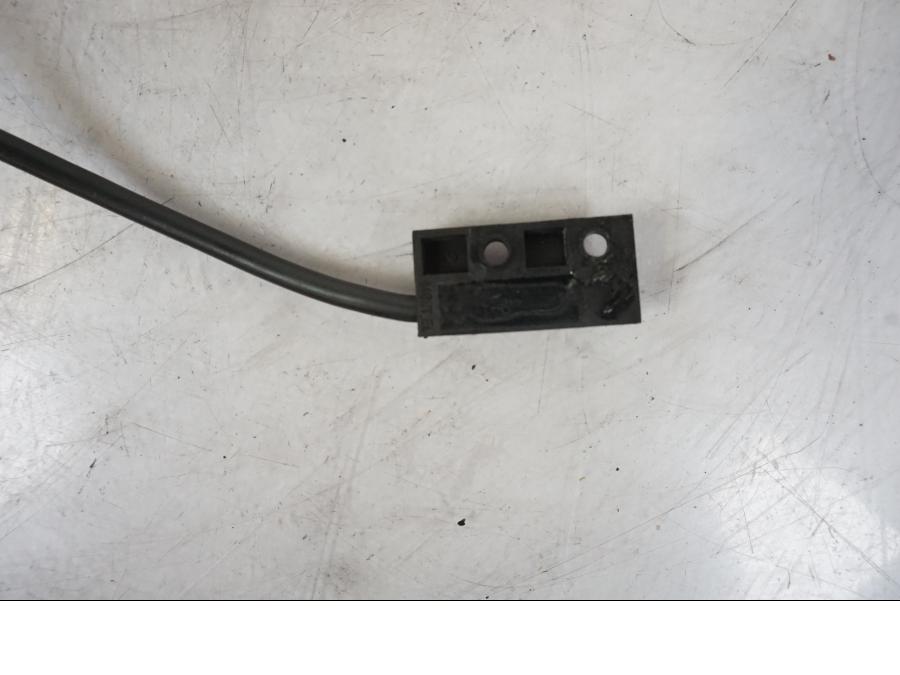 Baksidan på Hastighetsgivare från en KTM 990 Super Duke -2006 motorcykel.