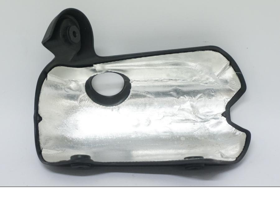 Höger sida på Värmeskydd från en Ducati Desert X -2022 motorcykel.