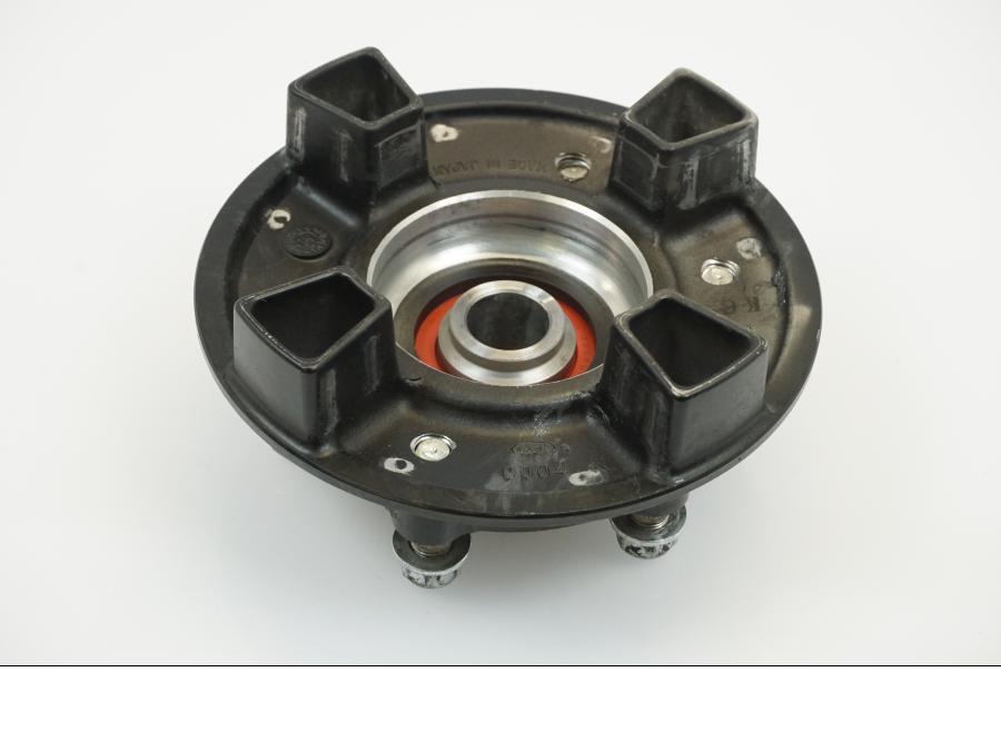 Höger sida på Drevfäste från en Kawasaki Z 1000 -2014 motorcykel.