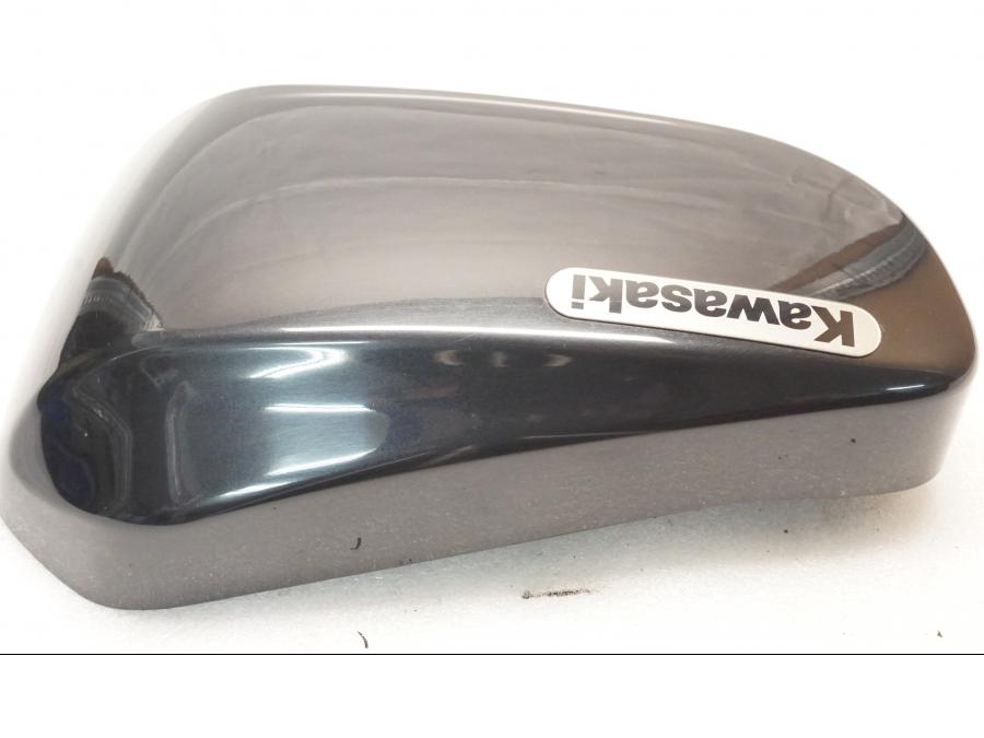 Baksidan på Sidopanel från en Kawasaki VN 1500 Mean Streak -2003 motorcykel.