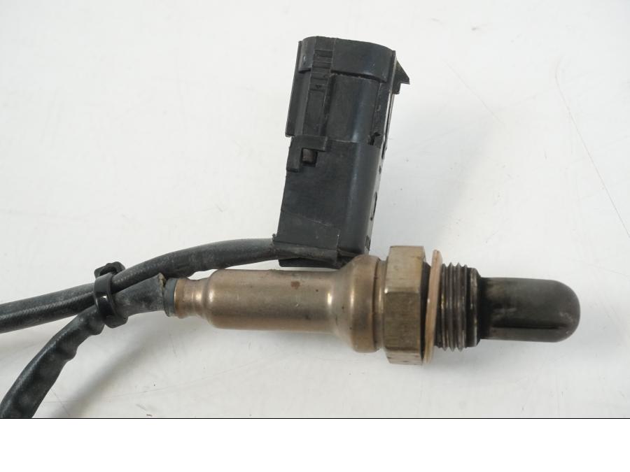 Baksidan på Lambdasond från en AJP PR7 -2021 motorcykel.