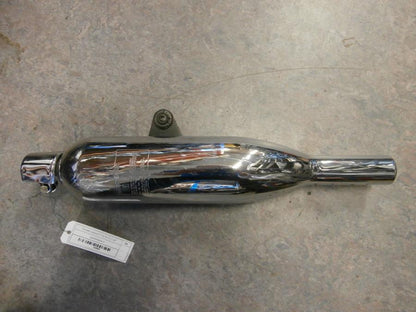 Framsidan på Ljuddämpare från en Triumph Legend TT -2001 motorcykel.