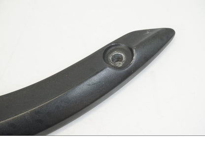 Snett uppifrån på Bakskärmstag från en Yamaha XV 1700 -2004 motorcykel.