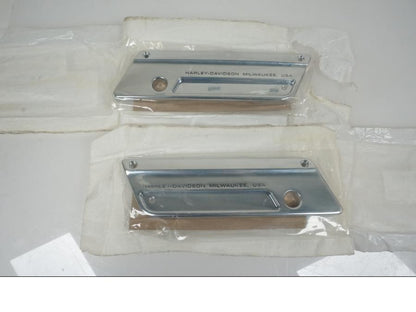 Baksidan på Väsklock från en H-D Touring Road King FLHR/I -2013 motorcykel.