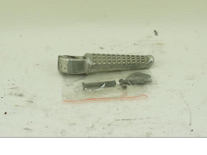 Framsidan på Fotpinne från en Honda CBR 900 RR -1998 motorcykel.