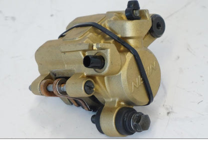 Baksidan på Bromsok från en Honda CBR 900 RR -2001 motorcykel.