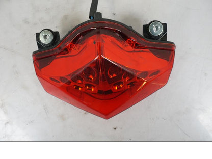 Snett uppifrån på Baklampa från en Kawasaki ER-6N -2012 motorcykel.