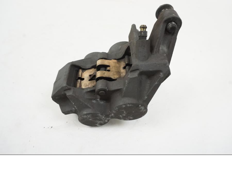 Vänster sida på Bromsok från en Yamaha BT 1100 -2003 motorcykel.