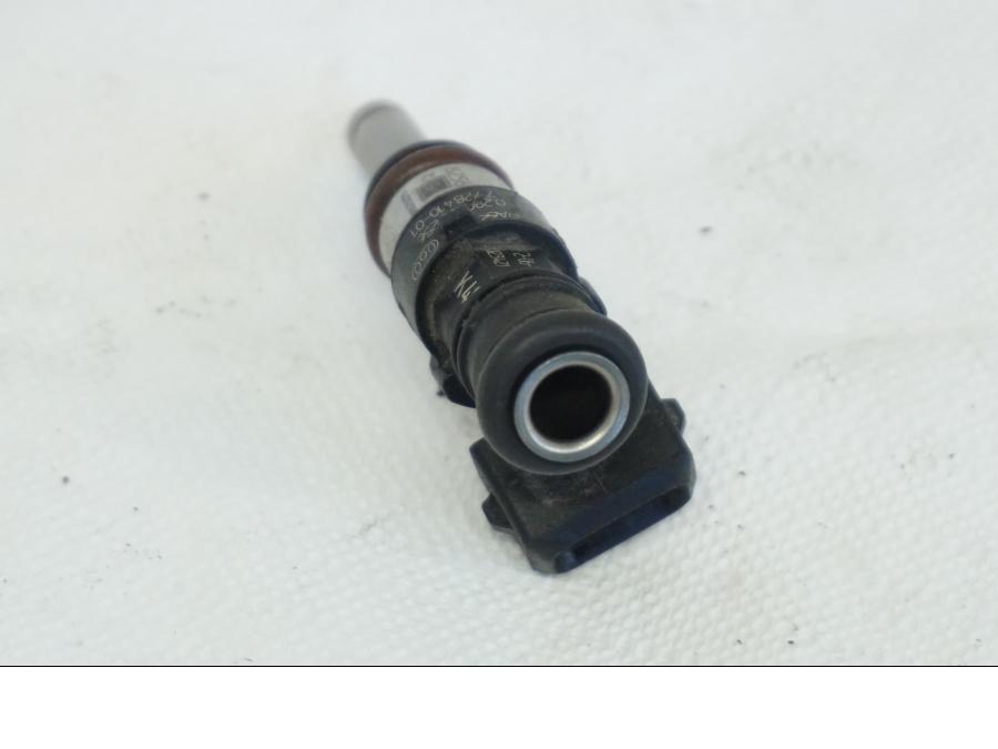 Vänster sida på Spridare från en BMW K 1600 -2015 motorcykel.