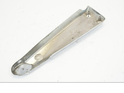 Snett nerifrån på Sidopanel från en Triumph Rocket III -2007 motorcykel.