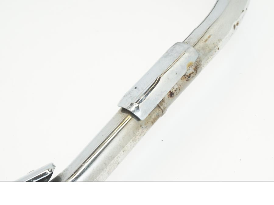 Vänster sida på Avgassystem från en Yamaha YBR 125 -2005 motorcykel.