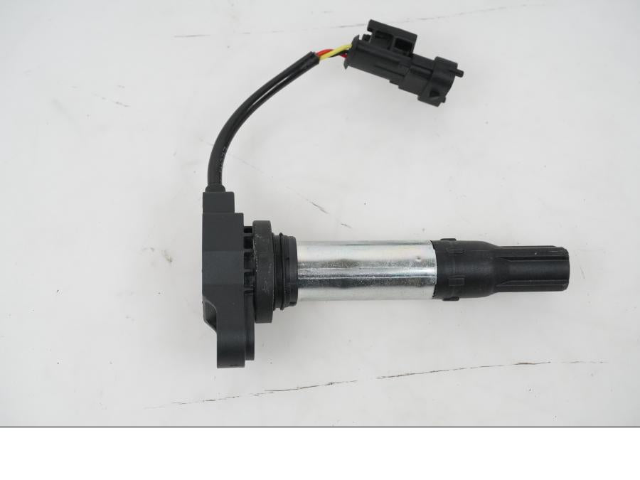 Baksidan på Tändspole från en KTM 1290 Super Adventure S -2022 motorcykel.