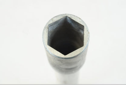 Höger sida på Axel från en Suzuki GSX-R 750 -2008 motorcykel.