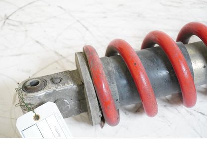 Höger sida på Stötdämpare från en Honda CBR 1100 XX -2001 motorcykel.