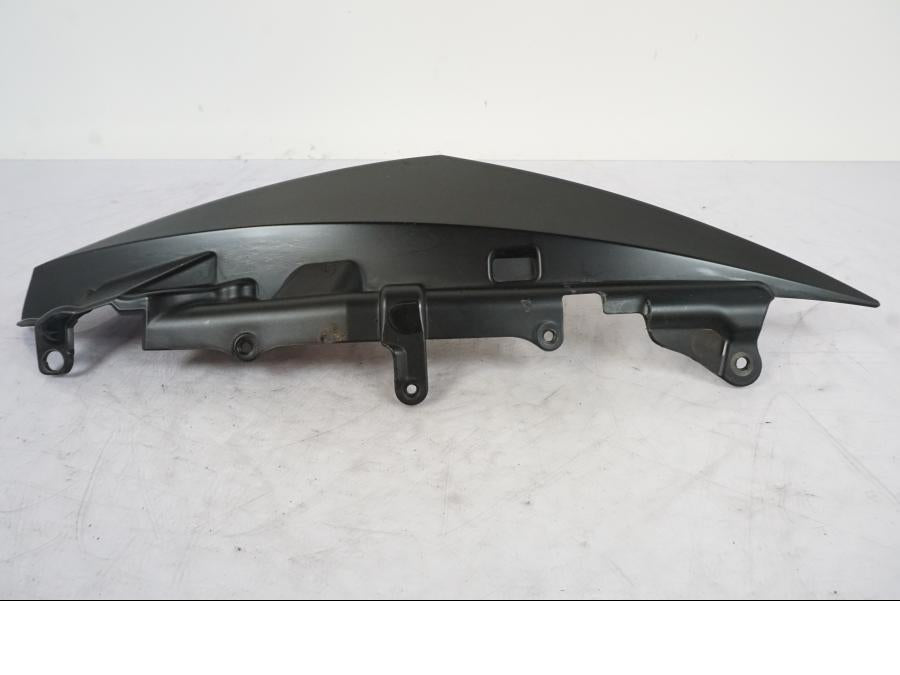 Baksidan på Bakvinge från en KTM 990 Super Duke -2006 motorcykel.