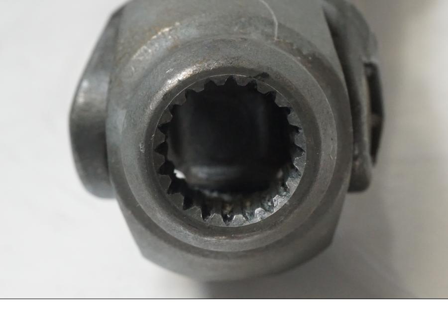 Snett uppifrån på Kardanaxel från en BMW K 1200 S -2006 motorcykel.