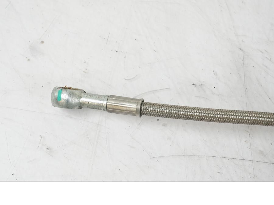 Extrabild2 på Bromsledning från en Triumph Daytona 955I -2000 motorcykel.