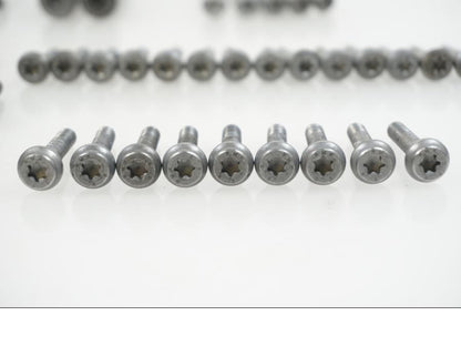 Höger sida på Skruv / Mutter etc från en BMW F 850 GS -2019 motorcykel.