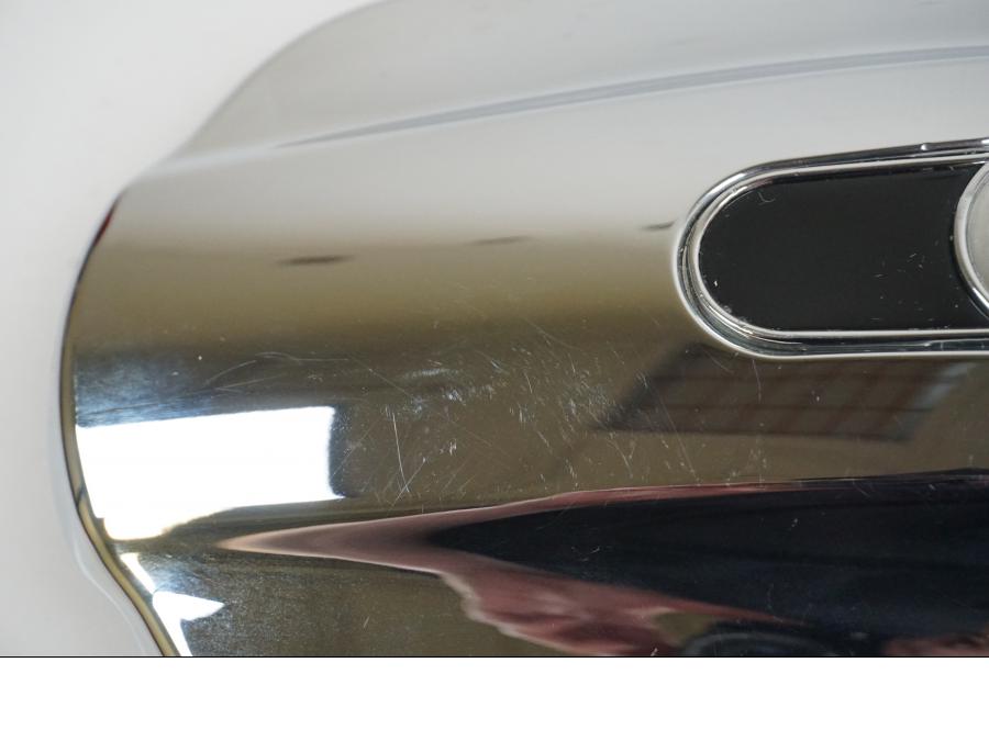 Extrabild3 på Bensintankkonsoll från en H-D Softail Breakout FXSB -2016 motorcykel.