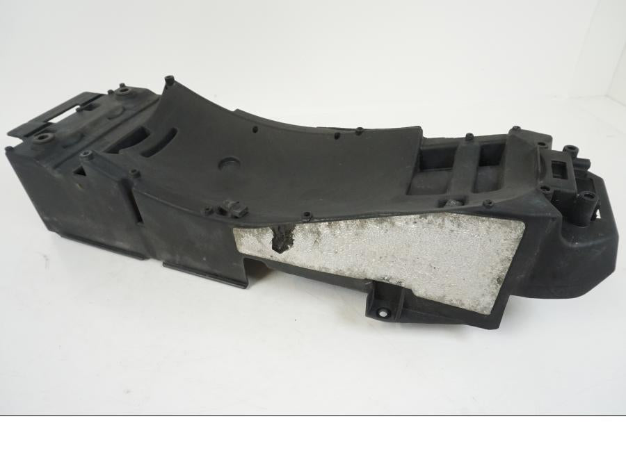 Extrabild1 på Undertail från en KTM 990 SM -2009 motorcykel.