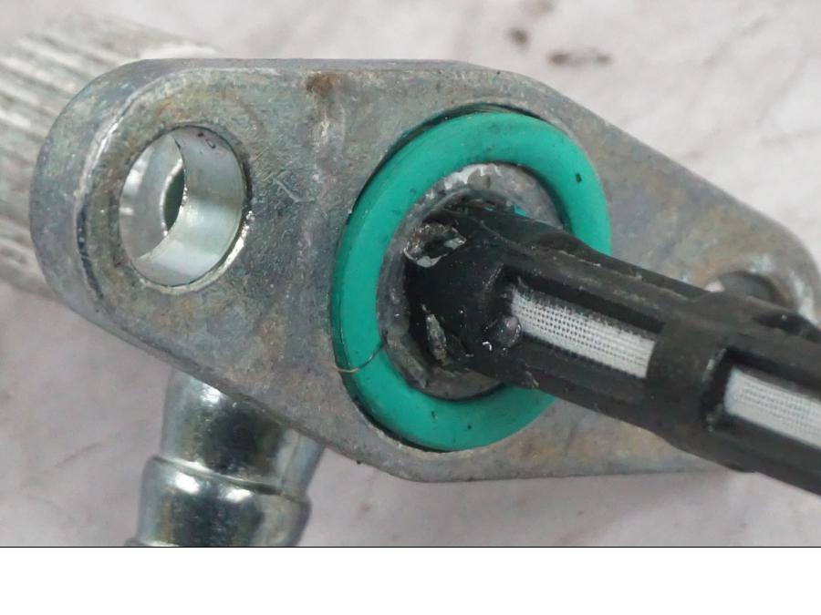 Höger sida på Bensinkran från en Ducati Multistrada V4 -2024 motorcykel.