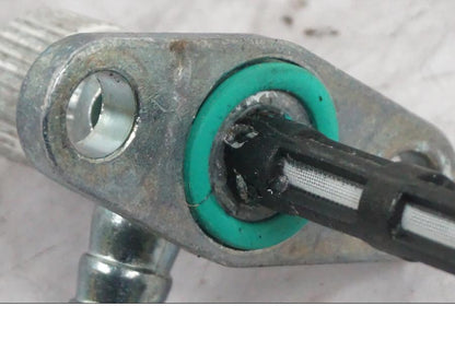 Höger sida på Bensinkran från en Ducati Multistrada V4 -2024 motorcykel.