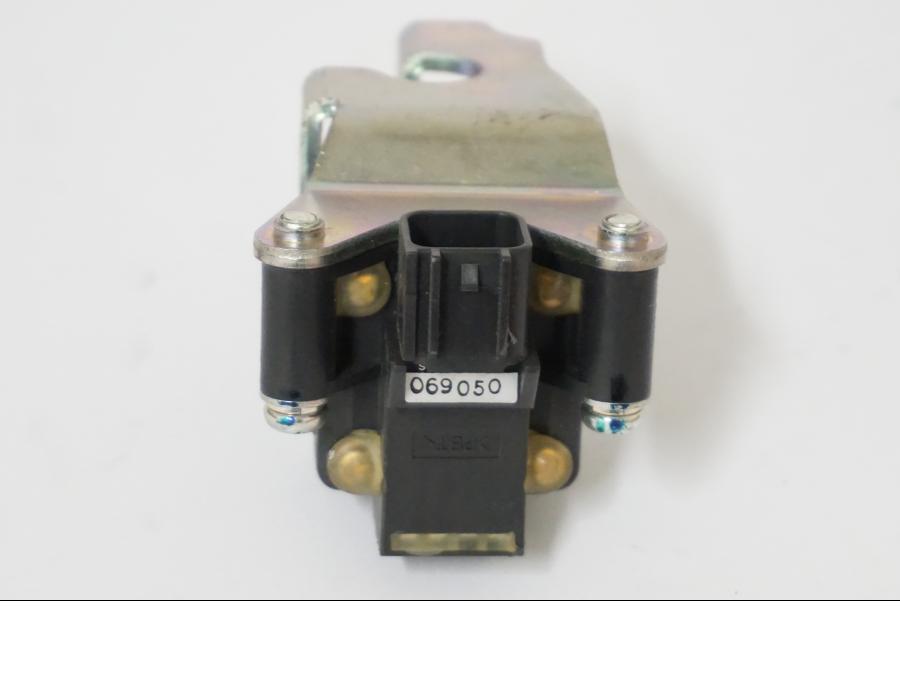 Höger sida på Actuator från en Triumph Daytona 675 -2006 motorcykel.