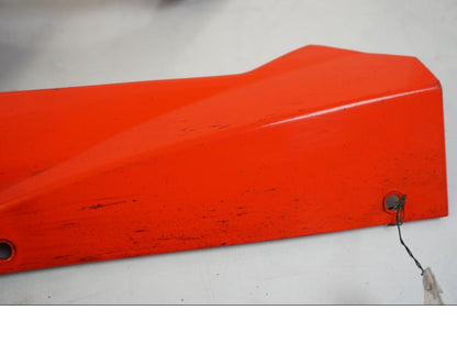 Höger sida på <p>Magkåpa vänster från Aprilia RSV 1000 R Factory 2008.</p>

<p>Repor, slitage av lack se bilder.</p> motorcykel.