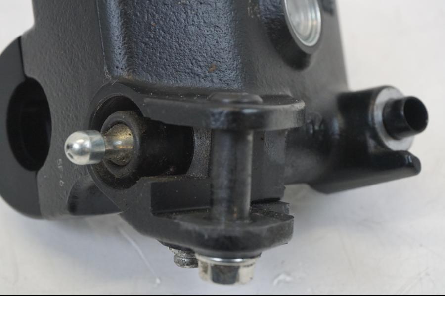 Extrabild2 på Bromshuvudcylinder från en Kawasaki ER-6F -2016 motorcykel.